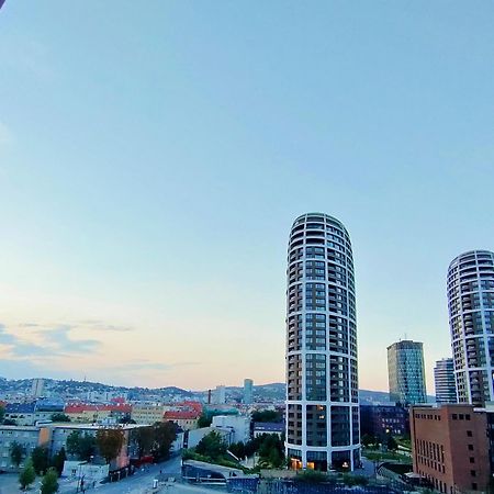Sag Panorama City Free Parking Братислава Экстерьер фото